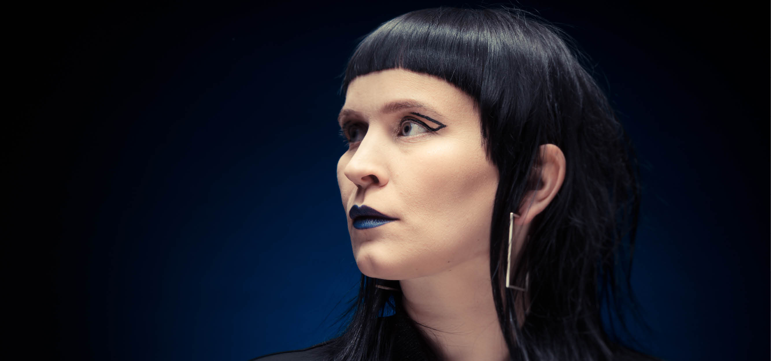 Foto: Jon Eirik Boholm, sminke/ hår: Maja Linnea Jacobsen, smykker: Wabi Sabi 